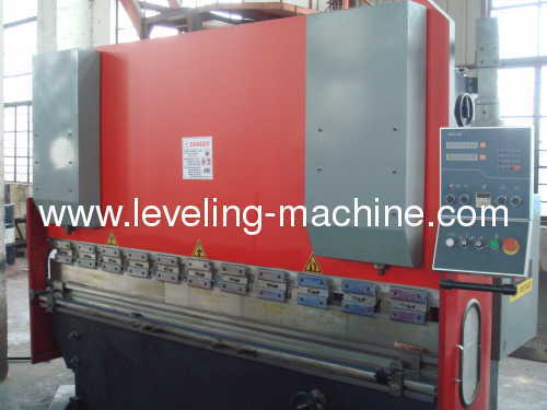 China Hydraulic CNC Bender Machine