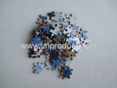Jigsaw Puzzle in corrugated box