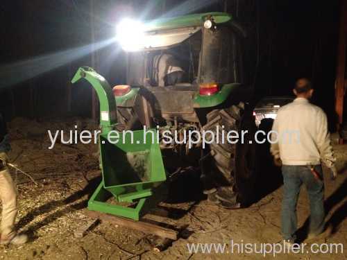 self feeding wood chipper stepkovac+86-15996593199