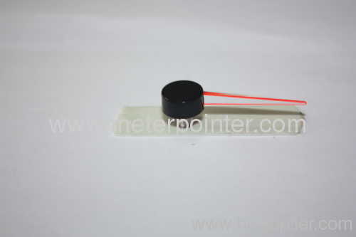 Automobile speedometer pointer without shaft