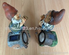 garden gnome solar light