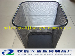 Wire Mesh Trash Bin