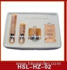 flocked blister tray for cosmetic product packaging