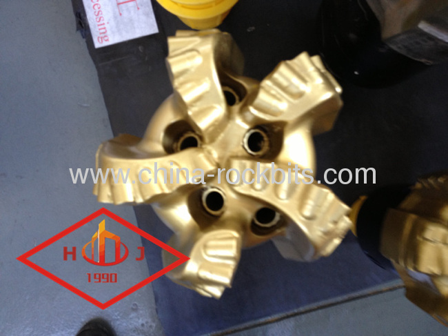 API&ISO PDC drilling bits/matrix body and steel body pdc drill bit