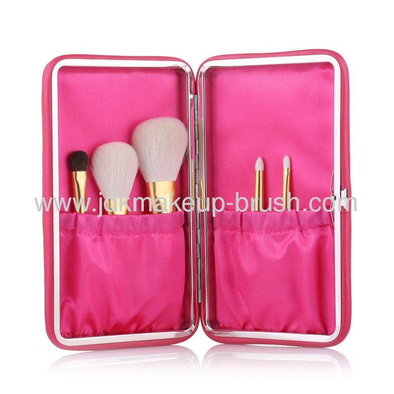 Attractive and Durable Makeup Brush Set with Red Acrylic Handle