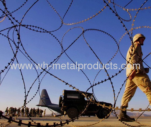 Razor barbed wire barrier