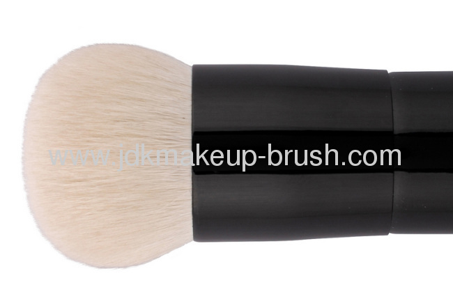 Large Round Powder Brush