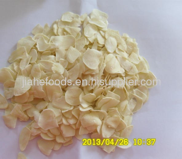 dehydrated/dried garlic flakes 10LBS/CARTON