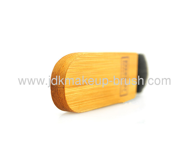 Eco-friendly Bamboo Handle Blush Brush 