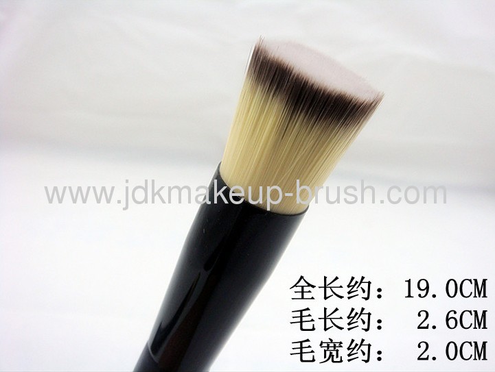 Professional Flat Top Makeup Foundation Brush 