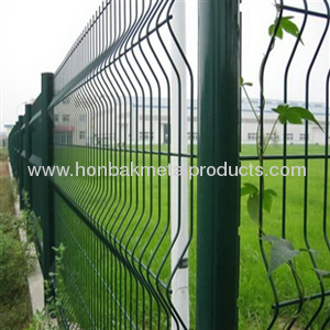 welded wire mesh fence