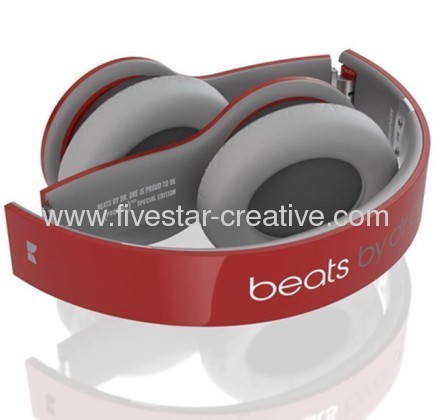 Beats Solo HD On-Ear High Definition Headphones Red