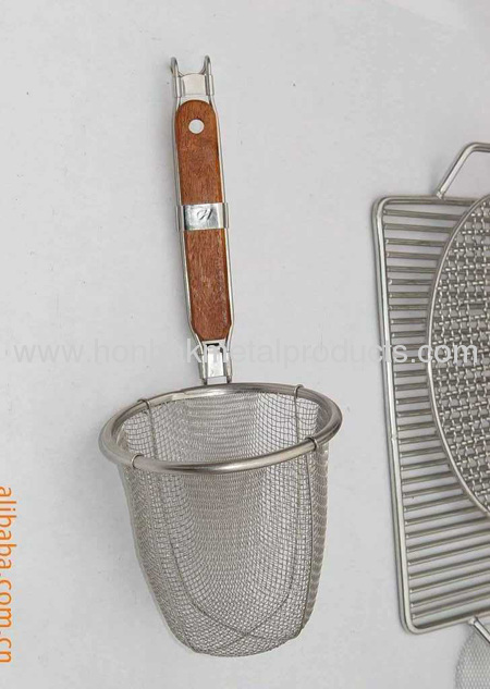 (Wooden handle ) Noodle Strainer/Colander