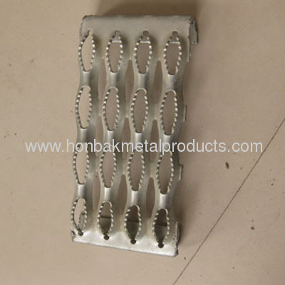 stainless steel safety tread for the floor of walkway