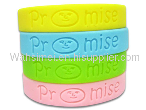 Promotional silicon wrist straps on 2013