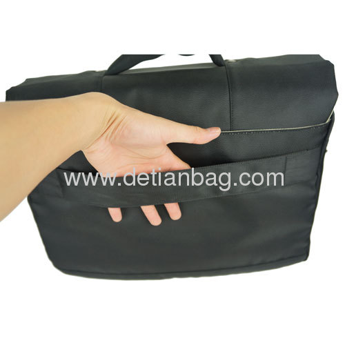 2013 new design nylon laptop shoulder bags for men