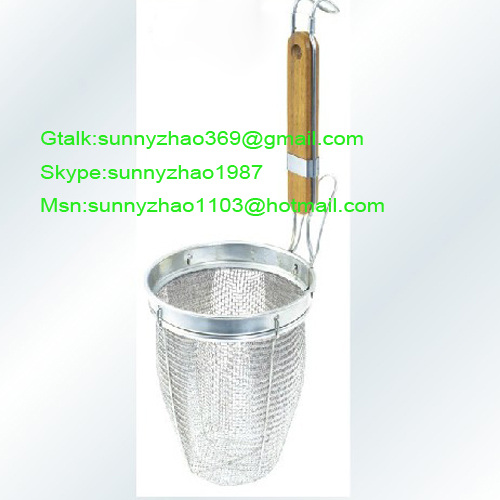 Stainless Steel Noodle Food Strainers with Wooden Handle