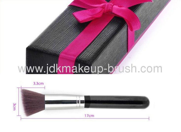 Flat top synthetic brush with gift box