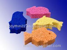 fish shape cleaning sponge