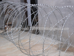 galvanized/ PVC coated razor wire/barbed wire