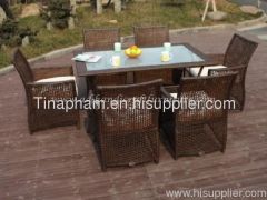 poly rattan dining set