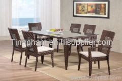 poly rattan dining set