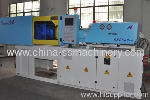 Fast speed injection molding machine