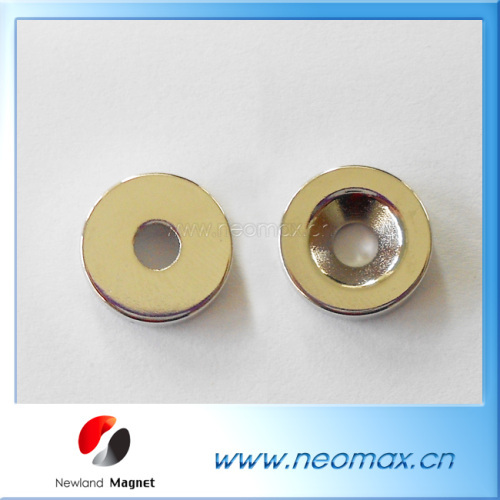 Countersunk round neodymium magnets