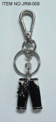 Metal key chain with colorful painting