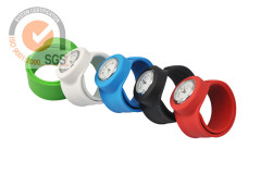 New style silicone sport fashion wrist watch with calendar date