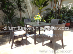Outdoor Wicker Dining Furniture