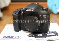 Canon EOS 7D 18MP Digital SLR Camera with 15-85mm