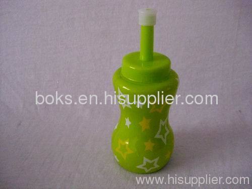 green kids plastic water cups with straw