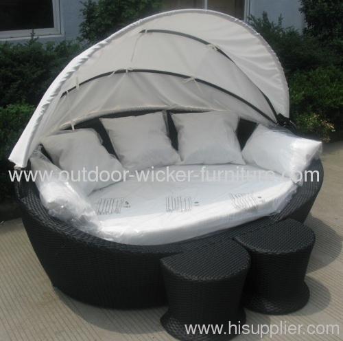 Outdoor rattan chaise lounge sets