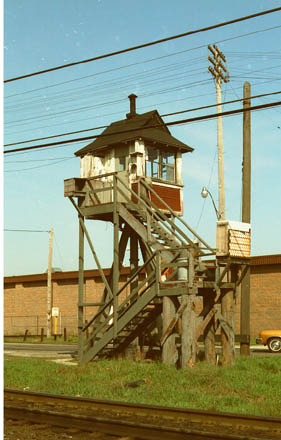 RAILWAY HIGHWAY CROSSING TOWER FOR POWER TRANSMISSION