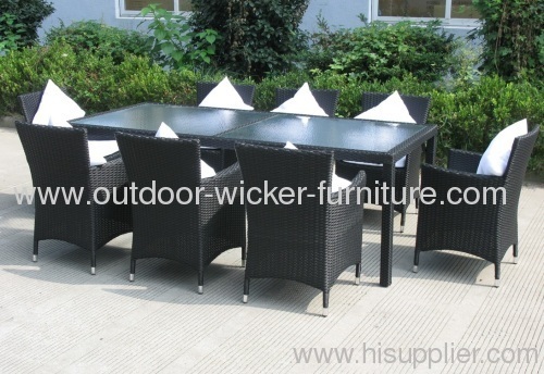 Outdoor wicker dining frame table with chairs
