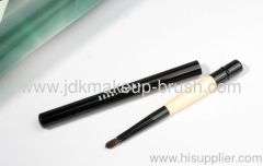 Professional retractable lip brush