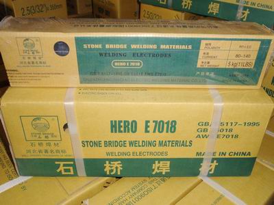 Carbon steel welding electrode AWS E7018