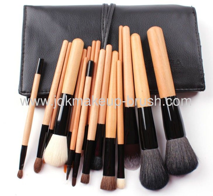 The cheapest 18pcs Professional makeup Brush set