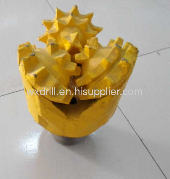 API wanxiang high quality IADC517 8 1/2Steel Tooth Tricone Bit manufacturers