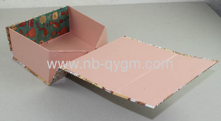 Folding Cardboard Gift Boxes