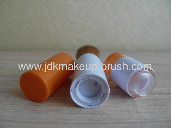 Portable Refillable Sunscreen Powder Brush