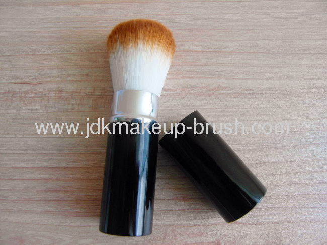 Beautiful Cosmetic Retractable Powder Brush