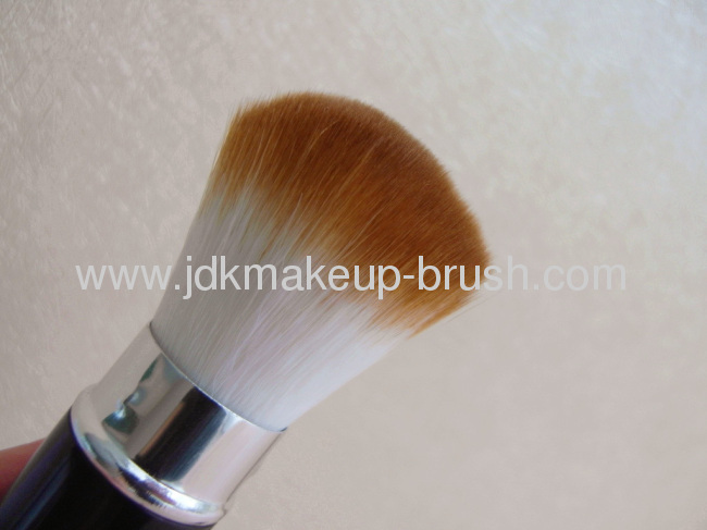 Beautiful Cosmetic Retractable Powder Brush