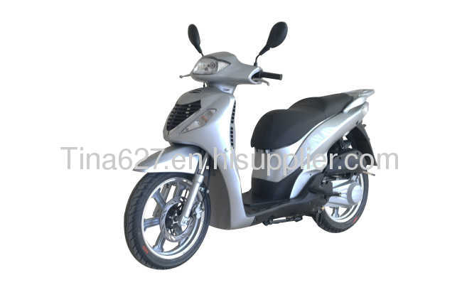 125CC beautiful gas scooter 