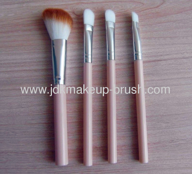 New 4PCS Pink Handle Makeup Brush set for Promotional gift