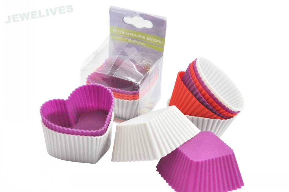 Eco-friendly4cupsSilicone heart baking pans