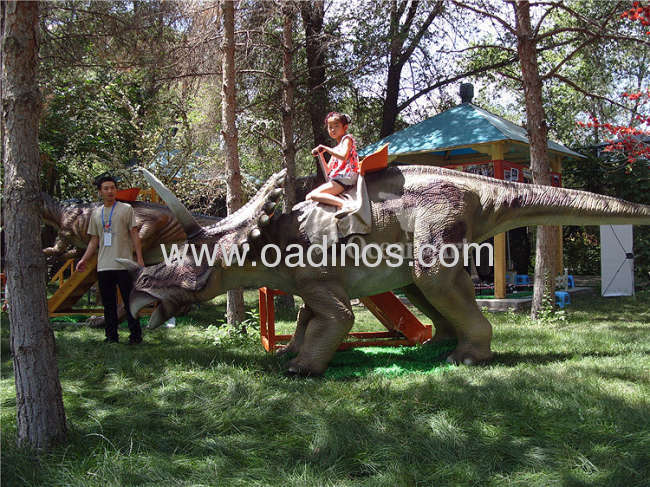 5m long vivid giant inflatable dinosaur