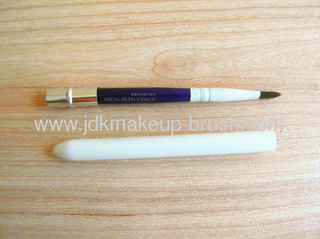 Precise Portable Pearl White Lip Brush