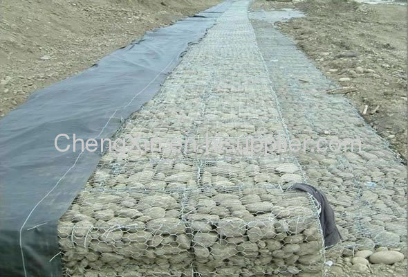 double twisted hexagonal mesh gabions